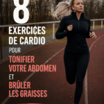 Femme réalisant des exercices de cardio pour tonifier son abdomen dans un parc.