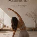 Femmes pratiquant le Pilates dans un studio, illustrant l'harmonie entre mouvement et art.