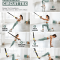 Femme s'entraînant avec un TRX à la maison, renforçant ses muscles