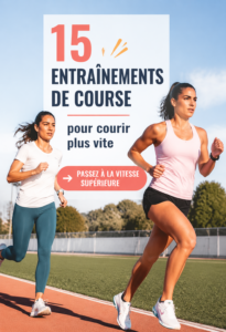 Femme courant sur un sentier, souriante et pleine d'énergie, illustrant un entraînement de course.