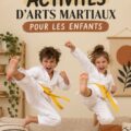 Un enfant en train de pratiquer un art martial, illustrant l'importance de l'activité physique