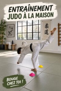 Femme entraînant des techniques de judo à la maison sur un tapis.
