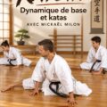 Une femme pratiquant le karaté sur un tatami avec concentration.